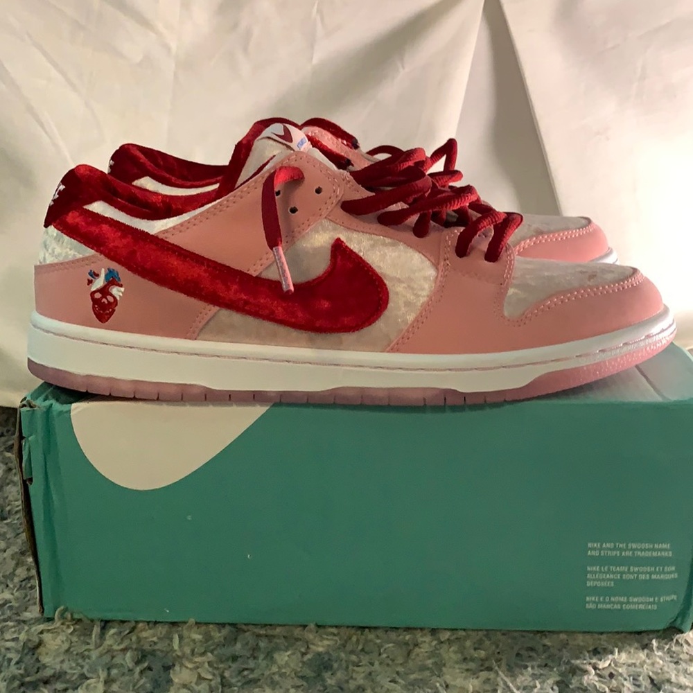 Nike sb Dunk Strangelove